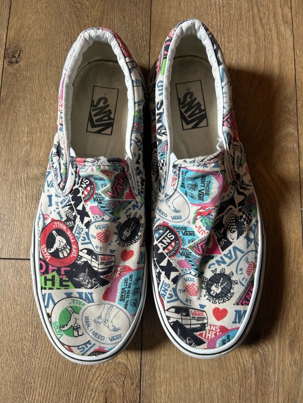 Vans Classic Slip-On Sneakers - Multi Print